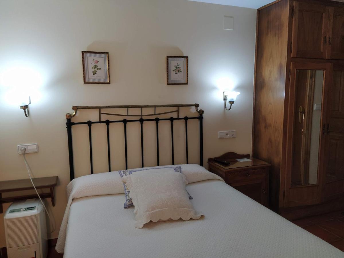 Apartahotel Montecaoru Arenas De Cabrales Phòng bức ảnh